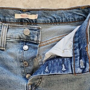 Levi's Wedgie Straight 27